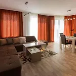 Vello Aparthotel 3*
