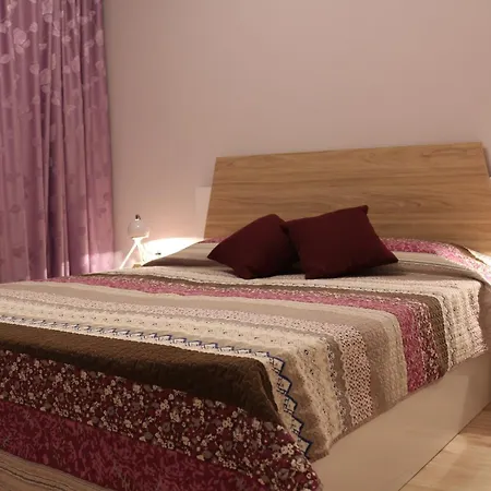 Vello Apart Otel Byala (Varna)