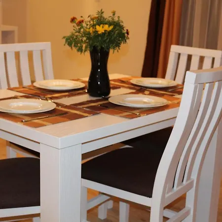 Aparthotel Vello Bjala